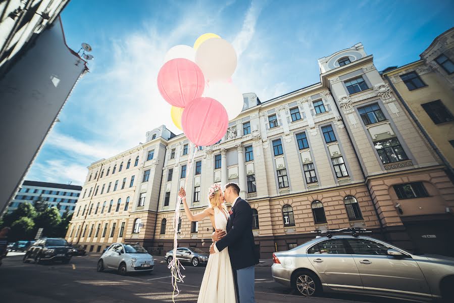 Bryllupsfotograf Vyacheslav Luchnenkov (lucnenkov). Foto fra september 15 2015