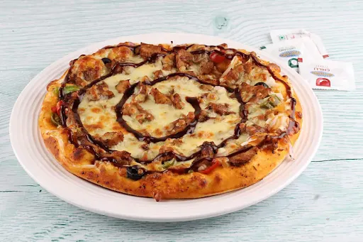 Cheese And Barbeque Chicken Pizza