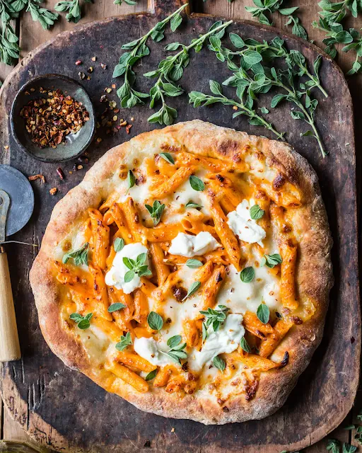 Cheesy Zesty Pasta Pizza