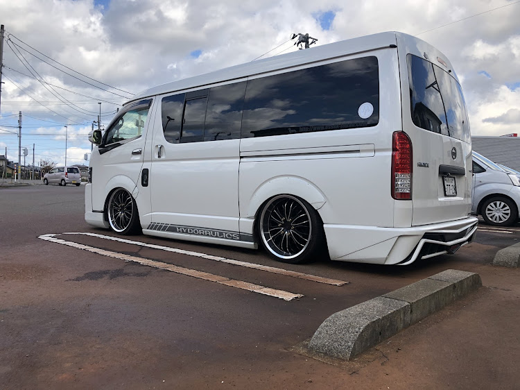 ハイエースバンの🐶きったん🐶さんが投稿したカスタム事例の投稿画像2枚目