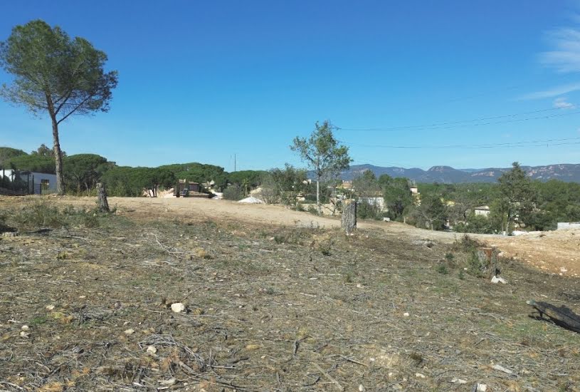  Vente Terrain à bâtir - 805m² à Puget-sur Argens (83480) 