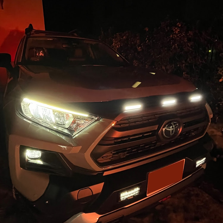 RAV4のrav4adventure・アーバンカーキ・納車・かっこいい・すきにまみれろに関するカスタム事例の投稿画像1枚目