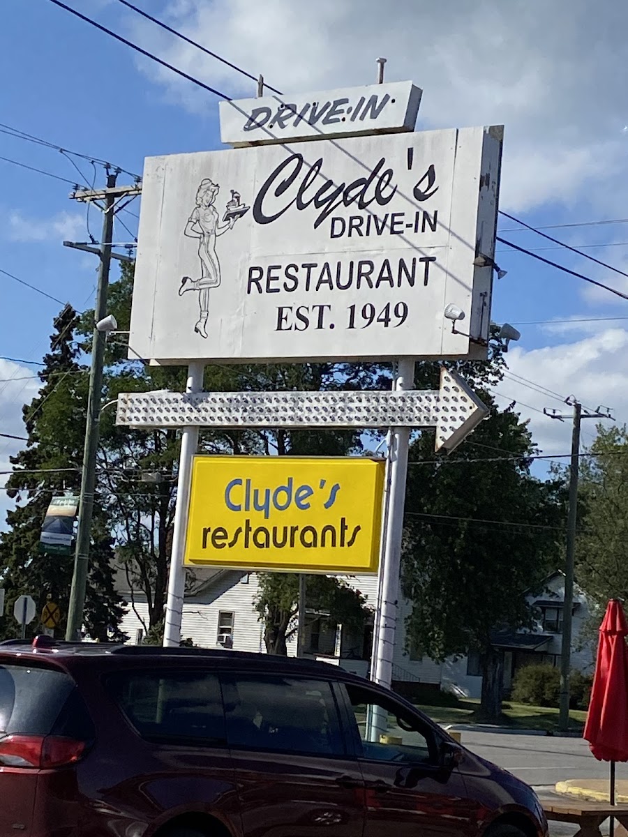 Gluten-Free at Clyde's Drive-In