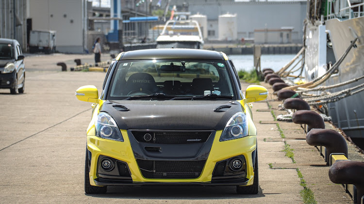 スイフトスポーツのzc32s・スイフトスポーツ・カメ活・海と愛車に関するカスタム事例の投稿画像6枚目