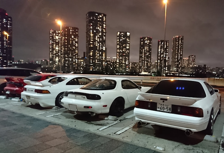 RX-7のカッコイイFC保存会・カッコイイFD保存会・大黒PA・辰巳第一PA・横浜めっちゃ明るいに関するカスタム事例の投稿画像2枚目