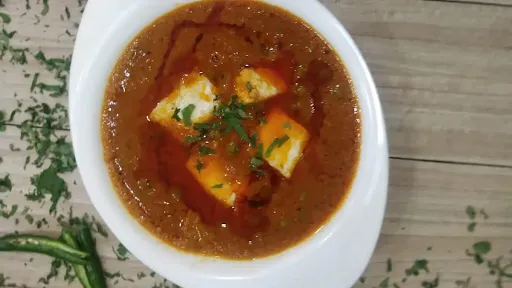 Matar Paneer