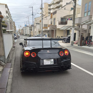 NISSAN GT-R R35