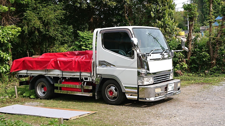 ニューキャンター　車検満タン　デコトラ