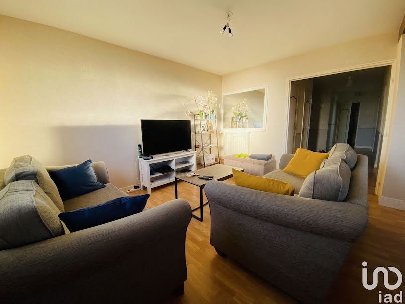 Vente appartement 3 pièces 73 m² à Vouziers (08400), 75 000 €