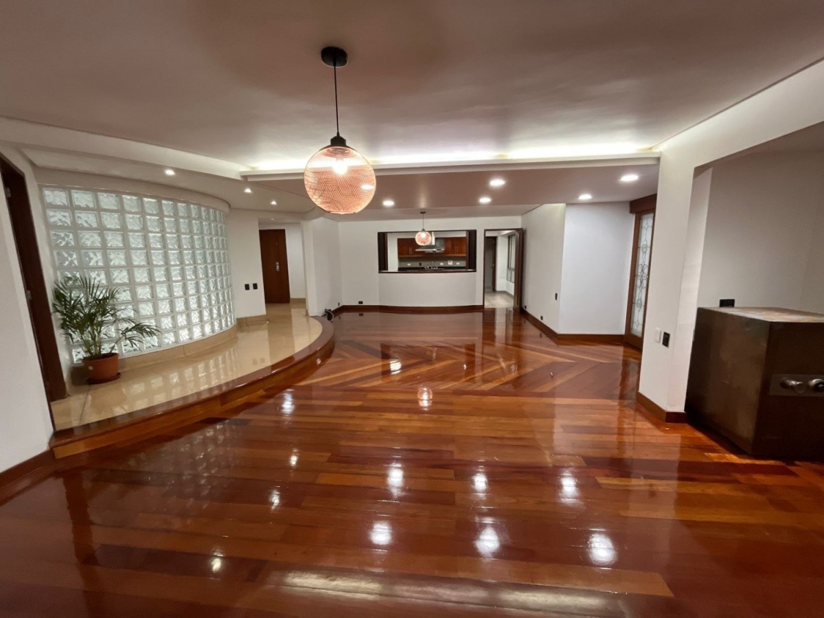 Apartamento para Venta en Poblado