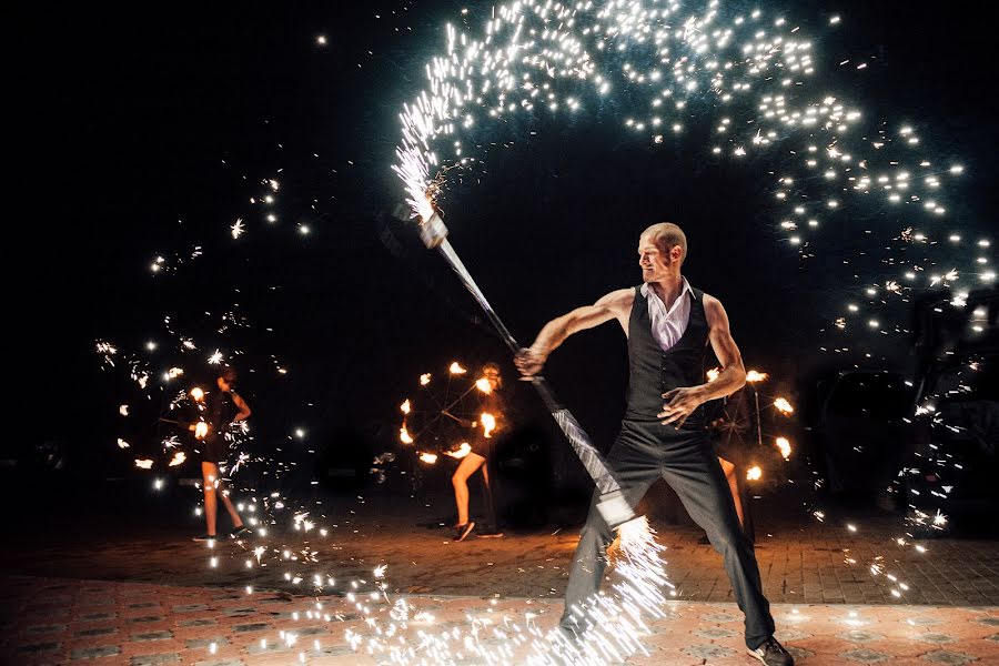 Bröllopsfotograf Roman Tabachkov (tabachkov). Foto av 2 augusti 2017