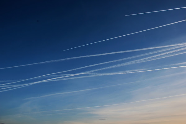 TRAFFICO NEL CIELO di gian