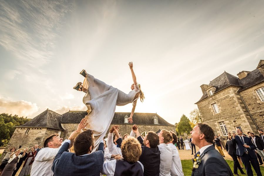 Wedding photographer Hélène Vauché (helenevauche). Photo of 28 March 2020