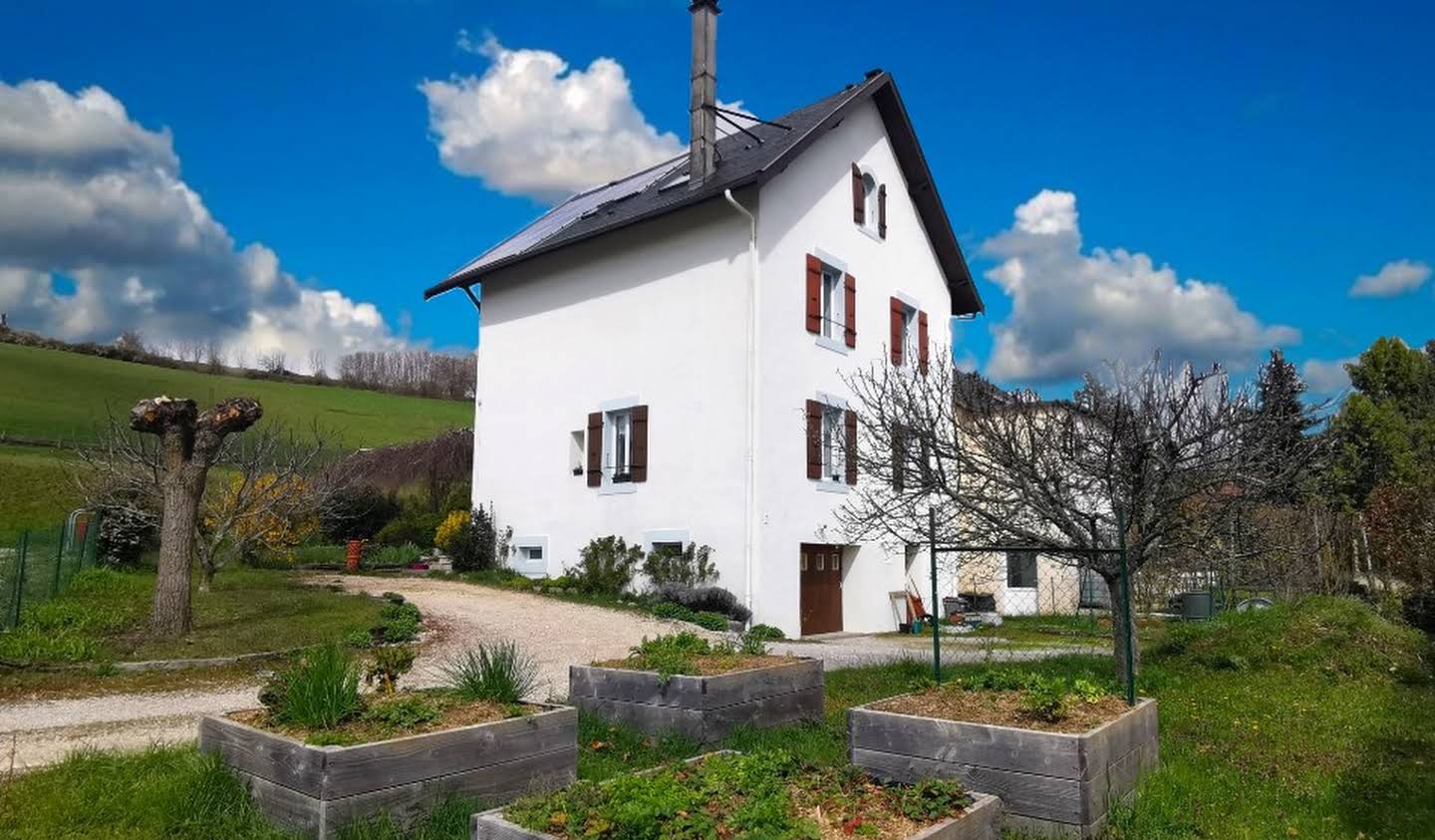 Maison avec terrasse Sillingy