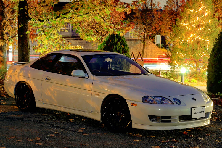 ソアラの愛車撮影・夜紅葉と愛車に関するカスタム事例の投稿画像2枚目