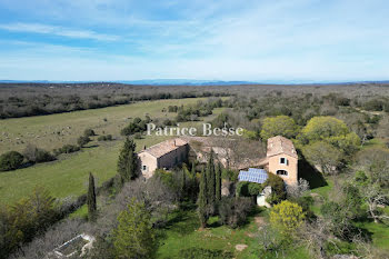 ferme à Uzès (30)