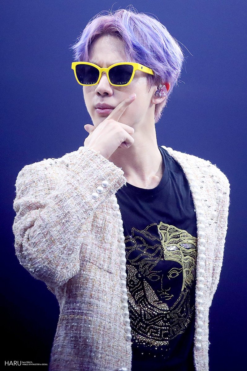 Jin Fell On Stage At Bts S Seoul Muster Then Recovered Like A Boss