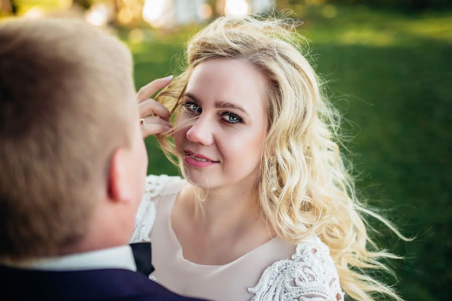 結婚式の写真家Volodimir Lesik (tsembel)。2019 4月11日の写真