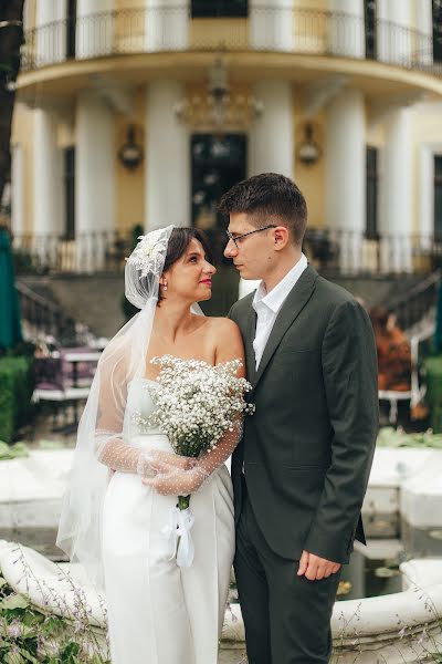 Fotografo di matrimoni Kateryna Melnyk (kmelnyk). Foto del 6 aprile 2023