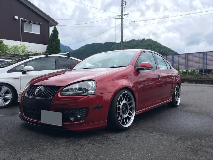 ジェッタのfifteen52・ジェッタ・Airlift・APRに関するカスタム事例の投稿画像1枚目