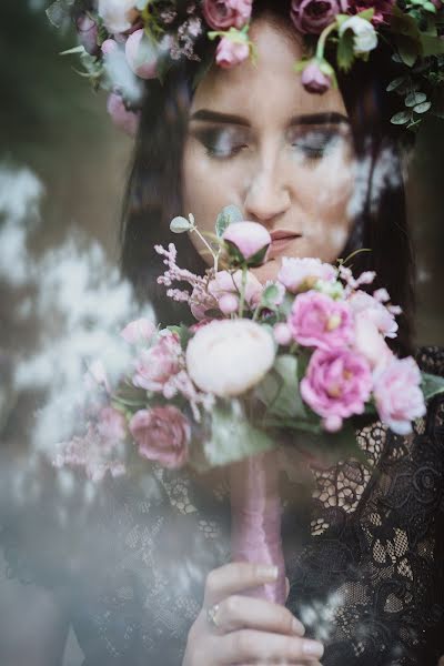 Fotografo di matrimoni Anna Sulimenko (sulimenko). Foto del 12 luglio 2017