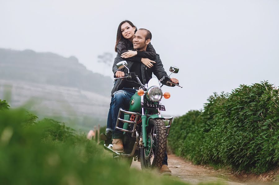 Fotógrafo de casamento Danny Arief (d8studio). Foto de 13 de julho 2019