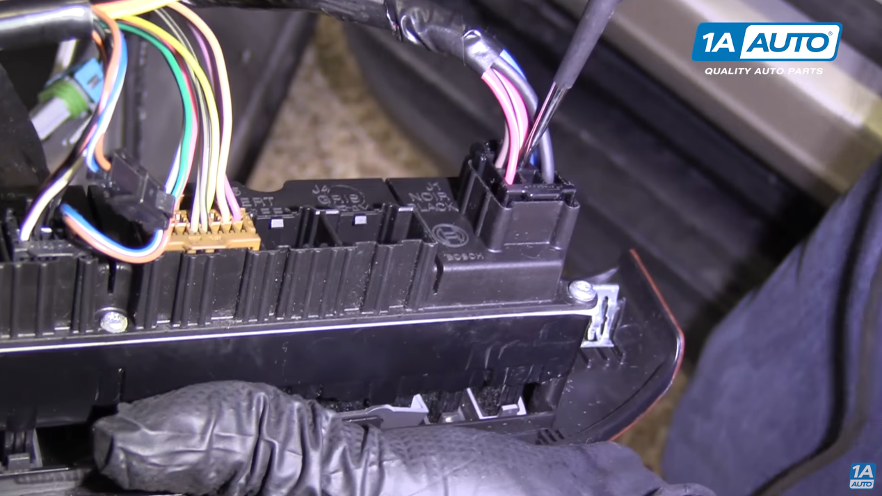 Testing the power feed switch on your power window