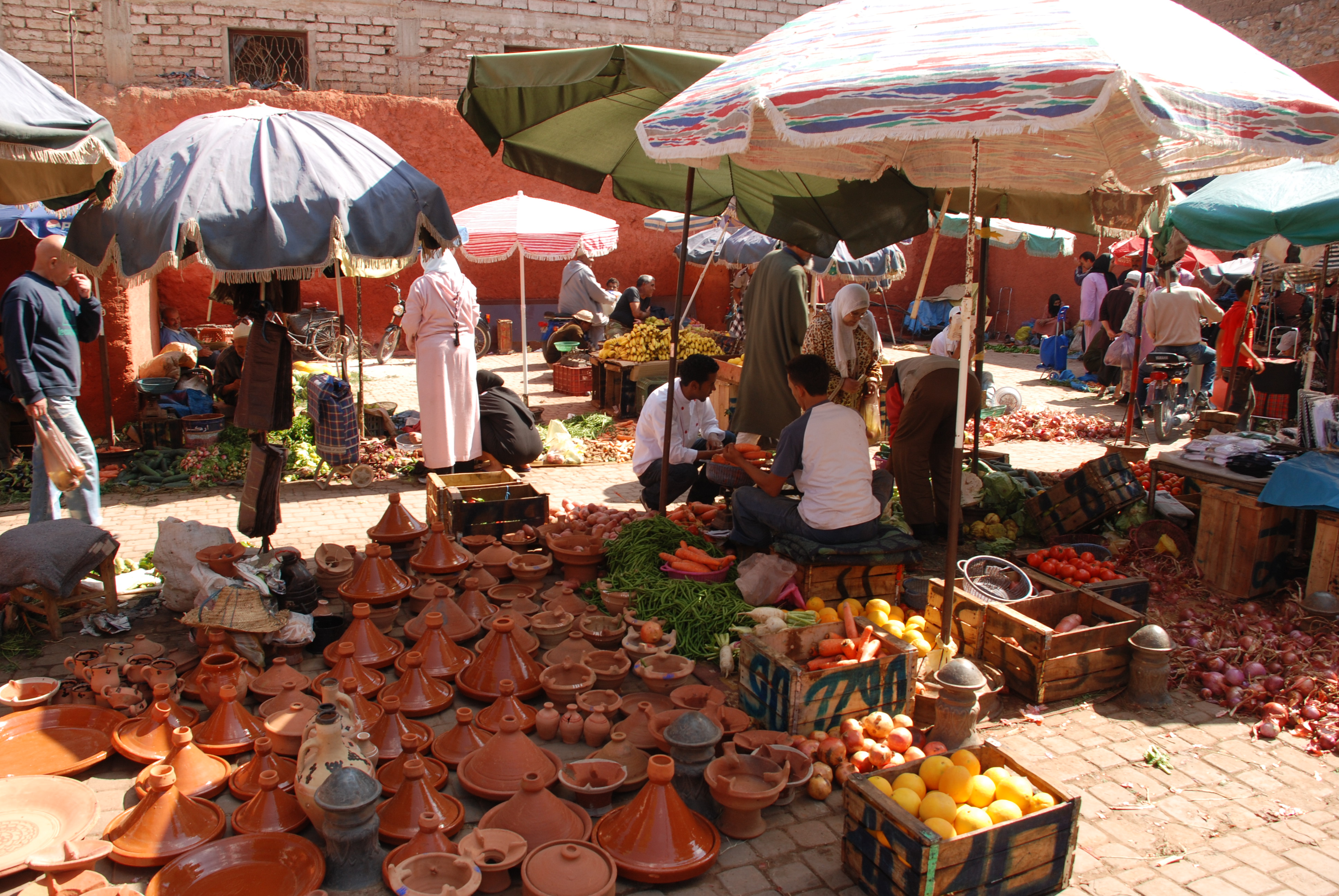 Bancarelle Marocchine di MORENO ANTOGNOLI