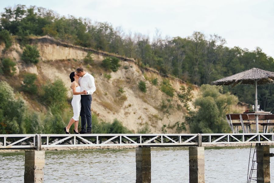 Fotógrafo de casamento Taras Danchenko (danchenkotaras). Foto de 16 de novembro 2021