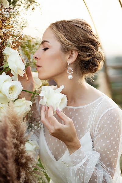 Fotografo di matrimoni Elena Alferova (daedra). Foto del 13 settembre 2020