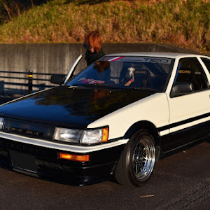 カローラレビン AE86