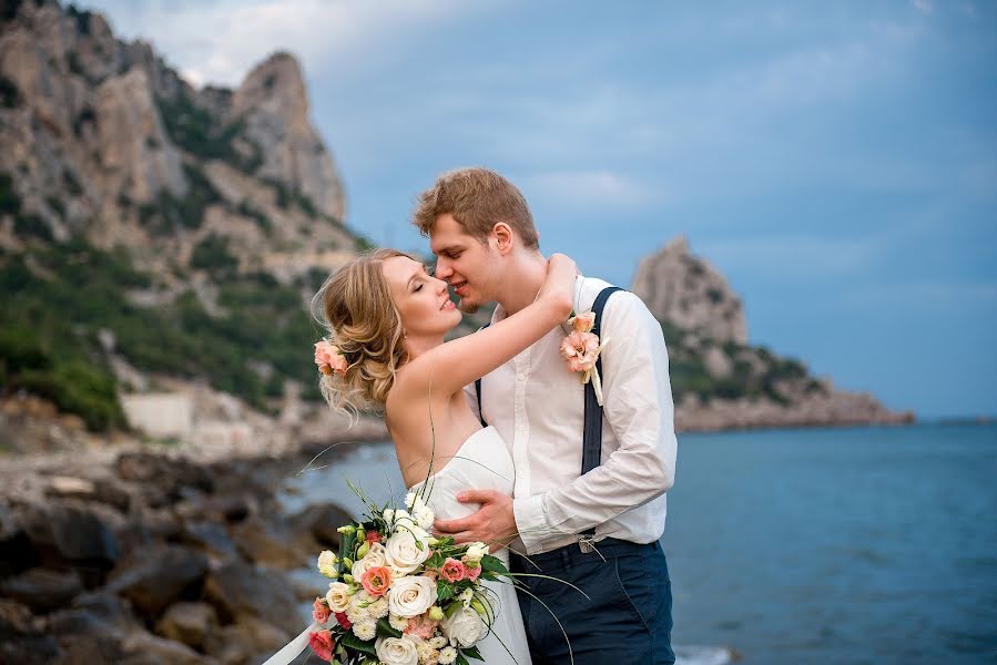 Wedding photographer Inna Ryabichenko (riabinna). Photo of 12 March 2018