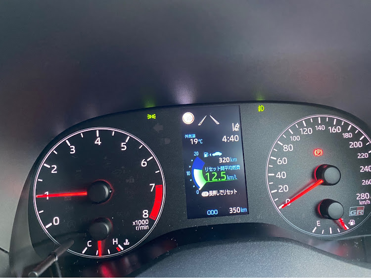 ヤリスの慣らし運転・ドイツ🇩🇪の森・MT 少し慣れてきた…😅に関するカスタム事例の投稿画像5枚目