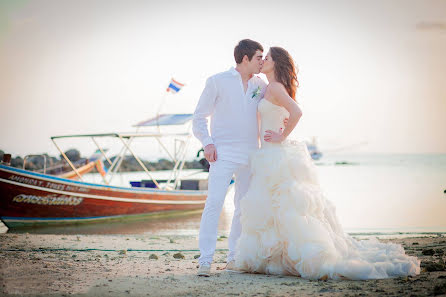 Fotografo di matrimoni Chumpon Hongkhiab (eddphotographer). Foto del 13 febbraio 2019