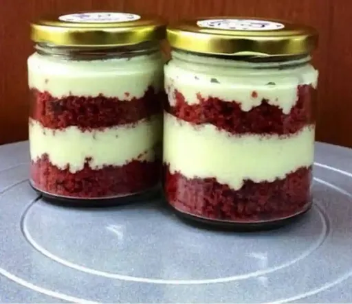 Red Velvet Cake In Jar