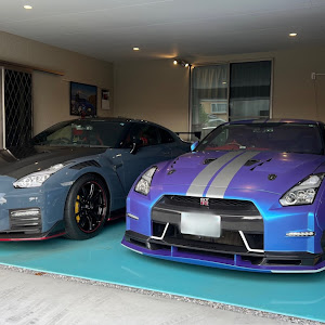 NISSAN GT-R R35