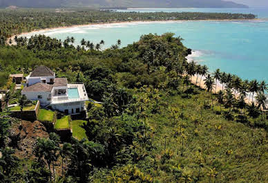 Seaside property with pool and garden 3