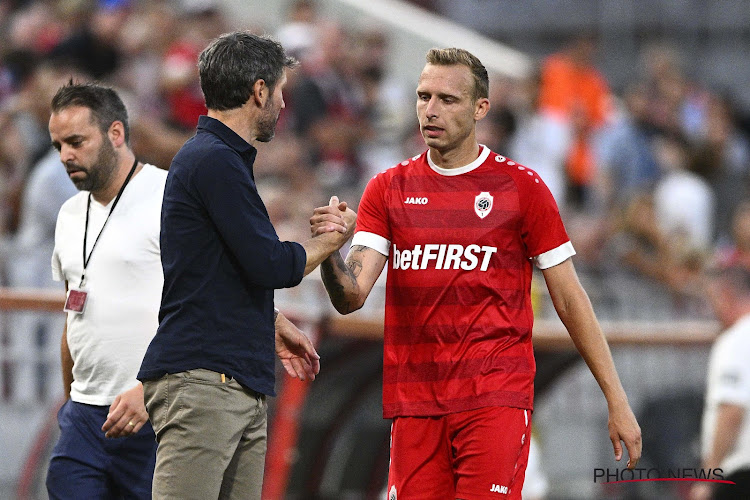 Ritchie De Laet : "J'ai cru que c'était penalty"