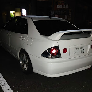 アルテッツァ SXE10