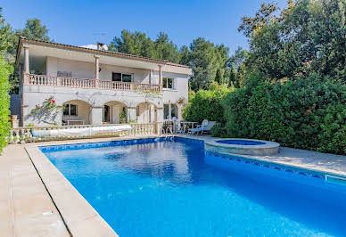 House with pool and terrace 5