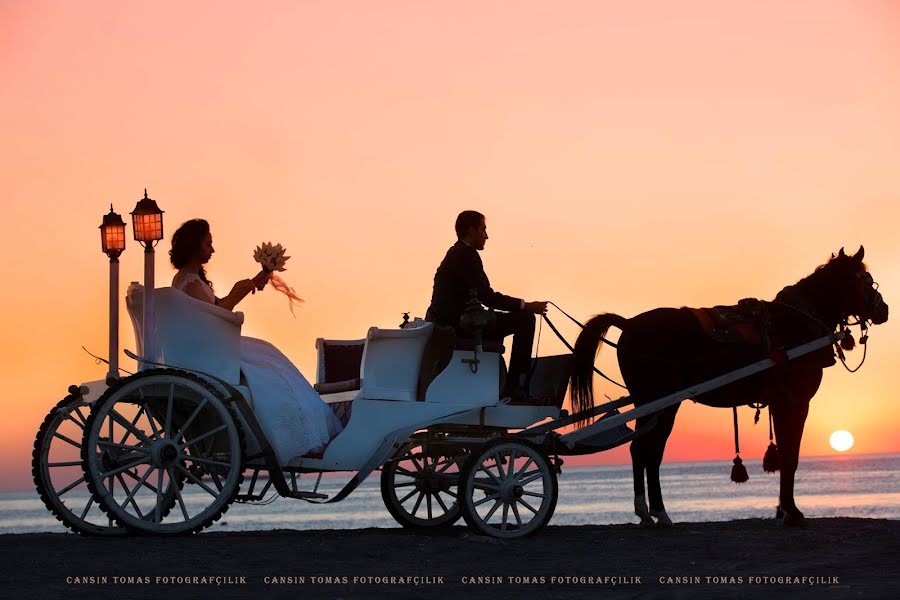 Fotografo di matrimoni Cansin Tomas (cansintomas). Foto del 11 luglio 2020