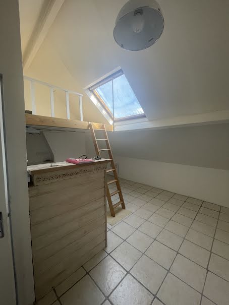 Location  appartement 1 pièce 15.41 m² à Belloy-en-France (95270), 450 €