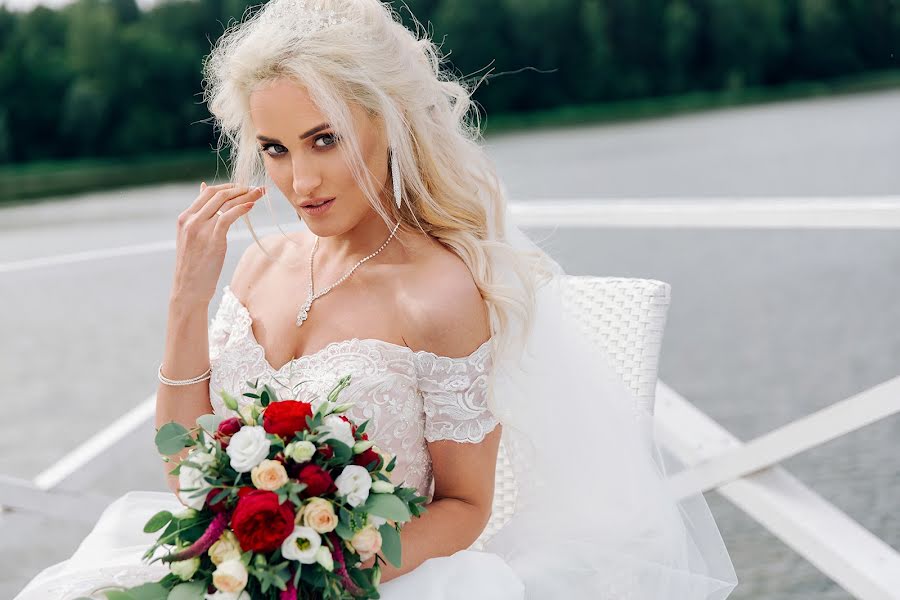 Wedding photographer Vitaliy Baranok (vitaliby). Photo of 3 August 2019