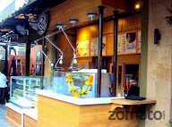 The Coffee Bean & Tea Leaf photo 6