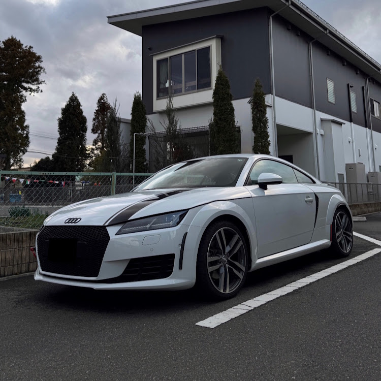 TT クーペのアウディ TT・アウディ・TTクーペに関するカスタム事例の投稿画像1枚目