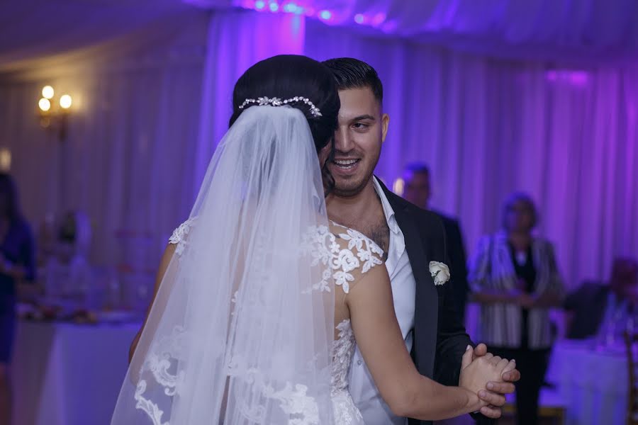 Fotografo di matrimoni Stefan Dragos (stefandragos). Foto del 26 marzo 2019