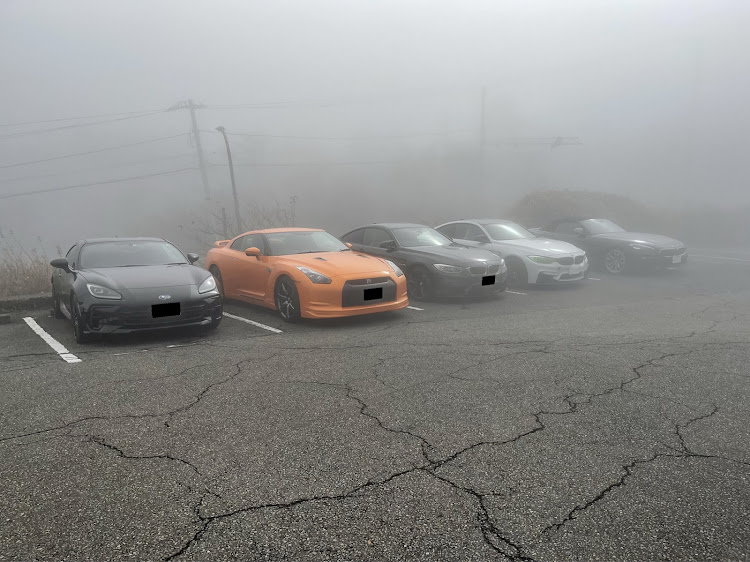 NISSAN GT-Rのオレンジ🍊・箱根・箱根大観山・濃霧に関するカスタム事例の投稿画像9枚目