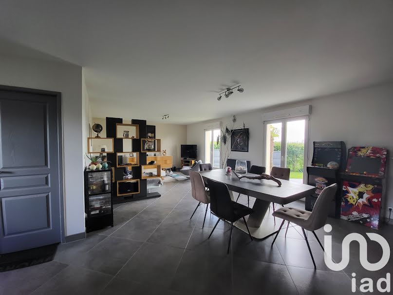 Vente maison 5 pièces 125 m² à Saint-Laurent-de-Brèvedent (76700), 345 000 €