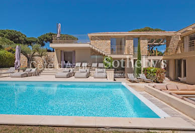 Maison avec piscine en bord de mer 5