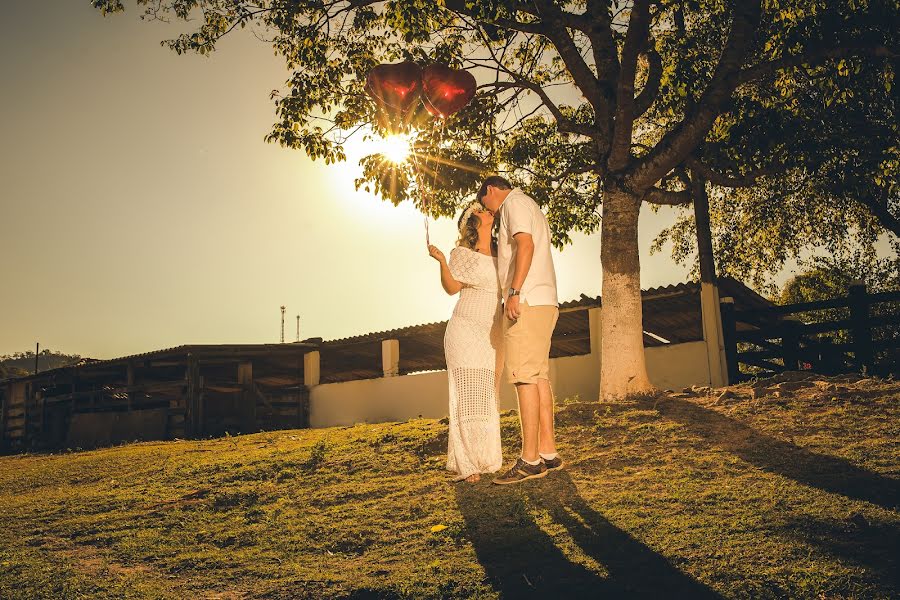 Wedding photographer Niemar Silva (niemarsilva). Photo of 20 April 2019